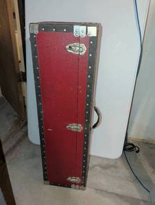 lot 3140 image: 10x37x9 Mole Richardson company type 40879 stand carrying case