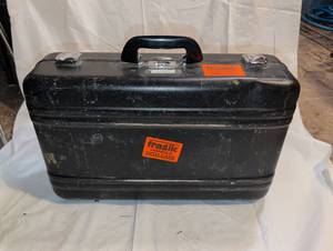 lot 3404 image: 14x20x6 Halliburton metal case with combination lock. Unlocked. No known combination