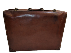 lot 3418 image: Antique K. Kaufmann co Brown Leather train luggage with Brass Hardware and Stitched Trim 19x24x9