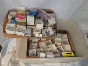 lot 3428 image: Tub of mixed fasteners