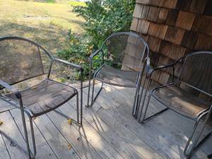 lot 5000 image: 3 Outdoor Chairs