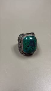 lot 810 image: Sterling silver ring with unknown stone