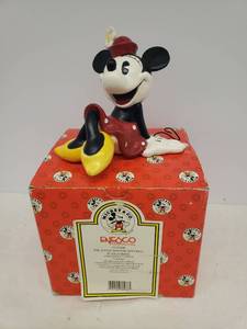 lot 33 image: Vintage Mickey & Co Enesco Pie Eyed Minnie Mouse Sitting 6 Figurine #273708 in Original Box