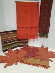 lot 77 image: Fall Table Decor ScarvesRunnersCovers & Leaf Design Mats