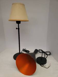 lot 102 image: Black Metal Adjustable Height Table Lamp with Shade, and NewUnused Black Metal Pendant Lamp with Copper Interior