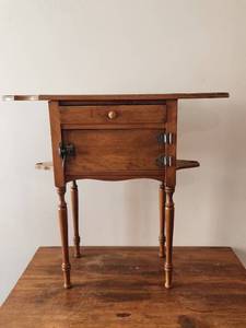 lot 77 image: Vintage Wooden Smokers Cabinet Table &amp Pipe Stand Turned Legs Solid Wood