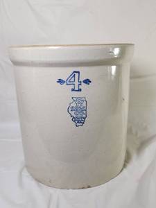 lot 117 image: Antique Whitehall Illinois SP&ampS Stoneware Crock 4 Gallon #4