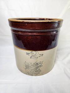 lot 119 image: Antique Western Stoneware Co. 2 Gallon Maple Leaf Crock