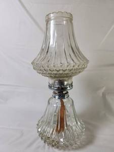lot 122 image: Vintage Pressed Glass Kerosene Oil Lamp with Decorative Glass Chimney