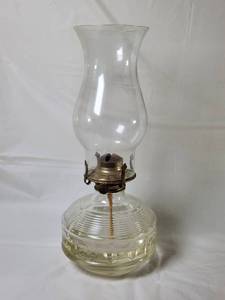 lot 123 image: Vintage Oil Lamp Diamond Block Clear Glass&nbsp