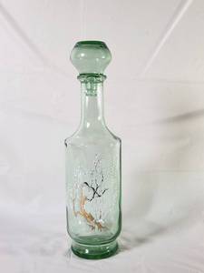 lot 128 image: &nbspVintage Green Glass Decanter with Stopper and Hand-Painted Branch Design