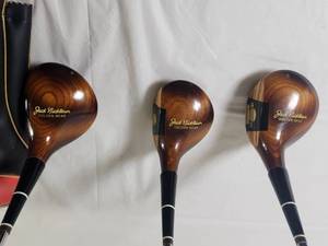 lot 148 image: Jack Nicklaus Golden Bear Golf Club Set 3 Woods 3 Headcovers