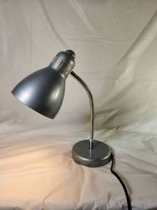 lot 157 image: &nbspDesk Lamp with Flexible Gooseneck and Round Base