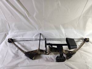 lot 174 image: Bear Youth Compound Bow with Rest, Sight, and Accessory Components
