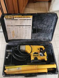 lot 205 image: DeWalt High Performance Rotary Hammer Kit with Multiple Bits and Chisels Works
