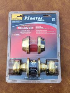 lot 242 image: Master Lock Dual Point Locking Security Set Grade 3 Deadbolt