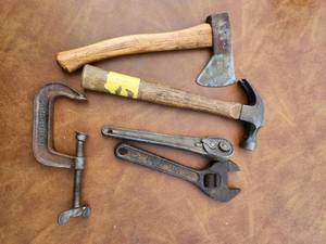lot 253 image: Vintage Hand Tool Lot 5-Piece Hammer Wrench C-Clamp Set