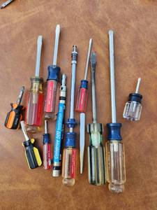 lot 268 image: Screwdriver Lot 15 Piece Set Phillips Slotted Torx Nut Driver