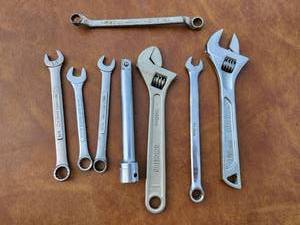 lot 270 image: Hand Tool Lot 8 Piece Wrenches Adjustable Craftsman Husky