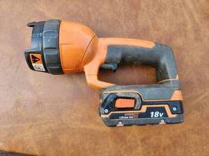 lot 277 image: Ridgid R86018 18V Lithium Ion Flashlight Works