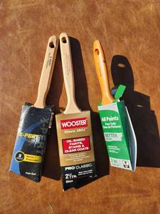 lot 312 image: Paint Brush Lot 3 Pieces Wooster X-PERT All Paints New