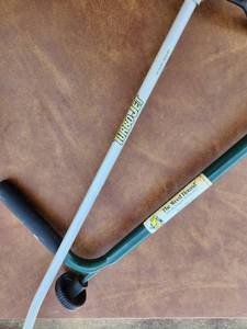 lot 320 image: The Weed Hound Garden Tool with Turbo Jet Pressure Washing Hose Attachment