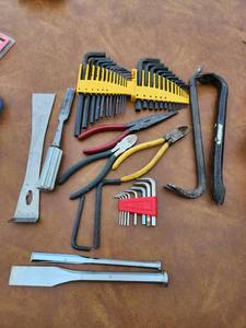 lot 333 image: Hand Tool Set with Hex Keys, Pliers, Chisels, and More