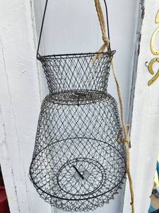 lot 335 image: Collapsible Fish Trap Basket with Rope Handles