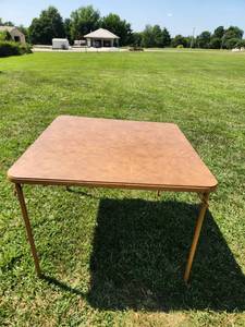 lot 353 image: Folding Table Rounded Corners Approximately 36 inches