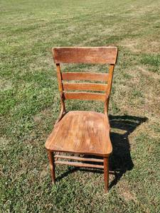 lot 363 image: Vintage Wood Dining Chair with Curved Back and Horizontal Slats