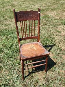 lot 367 image: Vintage Wood Spindle Back Chair with Carved Crest Rail