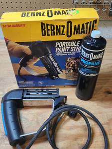 lot 409 image: BernzOmatic Portable Paint Stripper Propane 14.1 oz