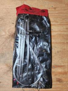 lot 438 image: Starrett Caliper Specialist InsideOutsideDivider Set
