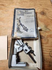 lot 541 image: Drill Bit Sharpening Guide with Grinder Jig