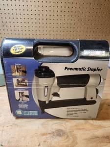 lot 543 image: Surebonder Pneumatic Stapler T50 Type