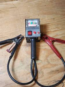 lot 554 image: Associated Equipment Model 6031 AlternatorBattery Tester with Clamps