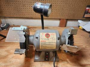 lot 584 image: Project Master 6 Bench Grinder 13 HP 120V 3500 RPM Works
