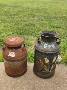 lot 617 image: Two Antique Milk Cans&nbsp