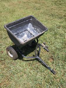 lot 710 image: Heavy-Duty Tow Behind Broadcast FertilizerSeed Spreader