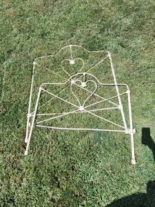 lot 714 image: Antique Ornate Iron Bed Headboard and Footboard Heart Motif Cast Iron Accents Twin Size