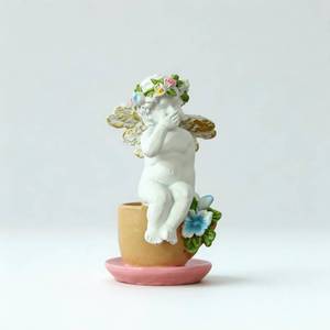 lot 78885 image: Note Holder Vintage Cherub Resin Desk Ornament with Note Clip - Vintage Angel Figurine with Floral & Wing Details, Dual-Function Decorative Craft for Home, Office or Gift