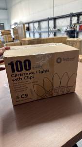 lot 467 image: Brightown 100 Christmas Lights with Clips C9 Model GY-C9-100-3F - Retail $0