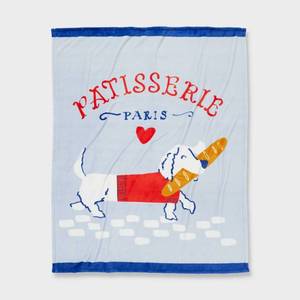 lot 481 image: Patisserie Pet Shoppe Animal Kids Throw Blanket Blue - Pillowfort - Retail $25