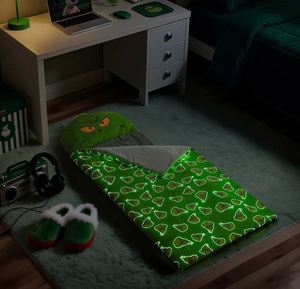 lot 519 image: The Grinch Glow in Dark Kids Sleeping Bag Green Dr. Seuss Bedding - Retail $0
