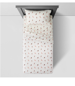 lot 534 image: Pillowfort Mermaids Cotton Sheet Set 220 Thread Count Full Retail $ 40 - Retail $40