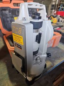 lot 6173 image: Nikon Digital Theodolite Survey Instrument - Model NE-20S