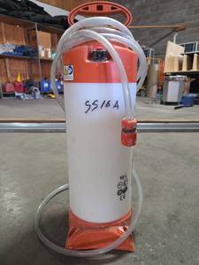 lot 6227 image: Stihl 10L Handheld Sprayer with Tubing and Nozzle