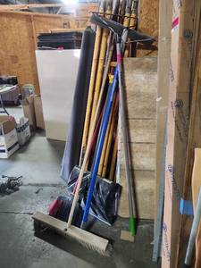 lot 6289 image: Lot of Brooms, Shovel and Rake with Handles