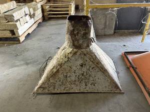 lot 20002 image: Concrete Chute