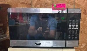 lot 6297 image: Black Microwave